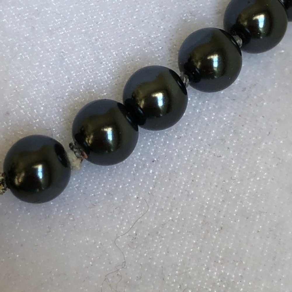 TALBOTS Metallic Gray Faux Pearl Bead 16" Choker Necklace - Picture 10 of 14